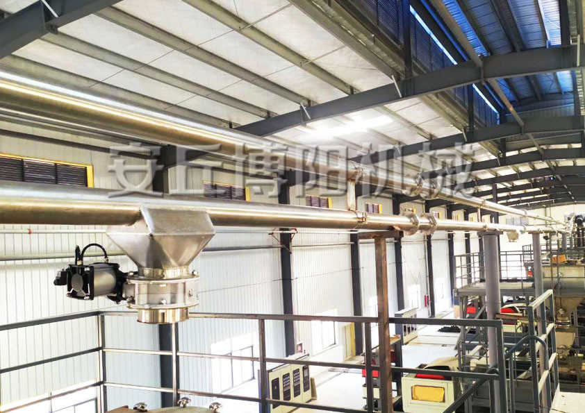 橡膠粉管鏈輸送機(jī)獨(dú)特的優(yōu)勢特點(diǎn)成為時代發(fā)展的產(chǎn)物