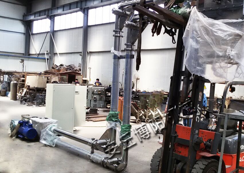 化工行業(yè)管鏈輸送機(jī)的材質(zhì)怎樣選擇？