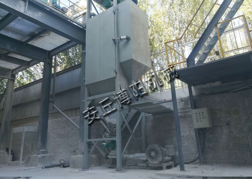 為什么粉體噸袋拆包機(jī)被廣泛選擇？