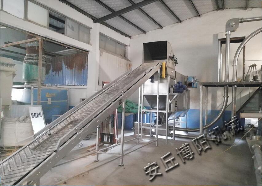 塑料顆粒自動(dòng)拆袋機(jī)對(duì)行業(yè)有哪些用處？