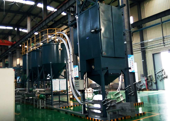 顏料噸袋拆包機(jī)搭配管鏈輸送機(jī)，解決揚(yáng)塵問(wèn)題