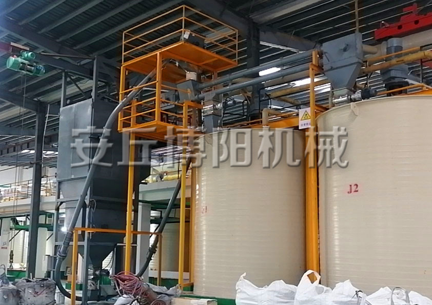 安丘博陽(yáng)工業(yè)鹽噸袋拆包機(jī)的特點(diǎn)是什么？