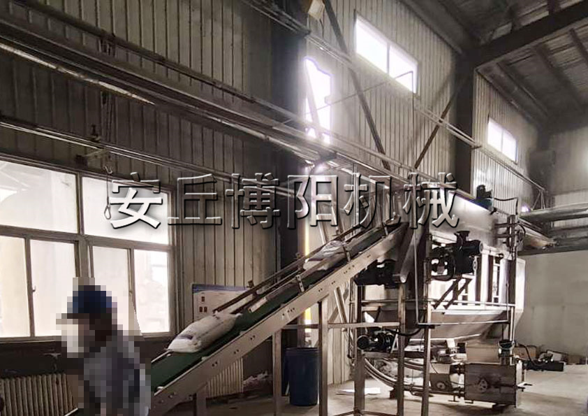 安丘博陽機(jī)械飼料顆粒自動(dòng)拆包機(jī)適用于哪些行業(yè)？