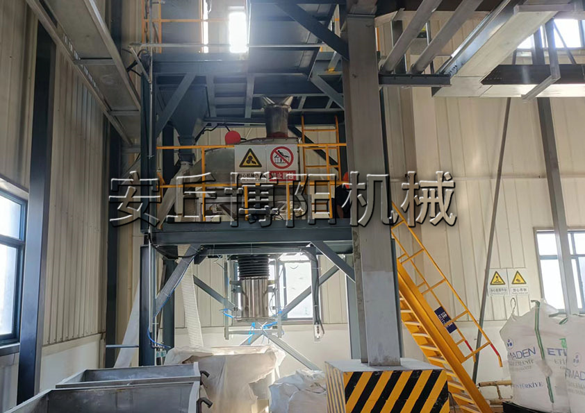 碳酸鈣噸袋包裝機(jī)是否可以自動(dòng)秤量包裝？