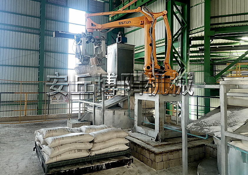 煤粉自動(dòng)拆垛機(jī)器人如何實(shí)現(xiàn)高效節(jié)能作業(yè)？